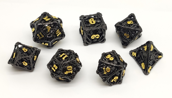 تاس فلزی قابل حمل DND بدون بو، تاس RPG سیاه حک شده با دست