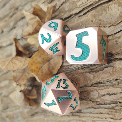 متریال مسی سبز روشن Mini Black For Dungeons And Dragons Polyhedral Dice Set لبه های تیز سبک وزن