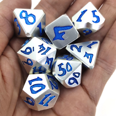 دستی قابل حمل تاس RPG ریخته شده با دست پولیش شده مقاوم در برابر سایش Polyhedral 7 Die