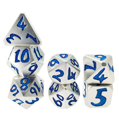 ست های تاس چندوجهی سنگ زنی دستی حک شده با دست حکاکی شده Glow In The Dark Dice آبی نقره ای
