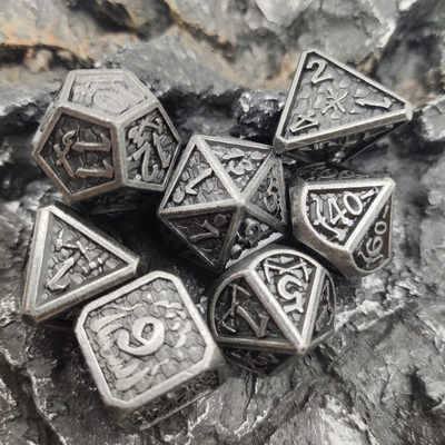 بازی‌های رومیزی ضد لباس مجموعه تاس‌های پر از مایع بادوام Glow In The Dark Dice