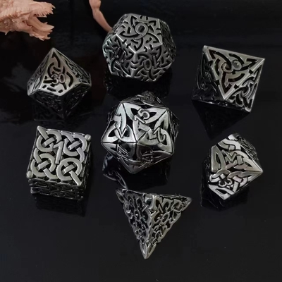 بازي تخته اي ديوانه اي DND RPG فلزي کليد اژدها و زیرزمين شهر